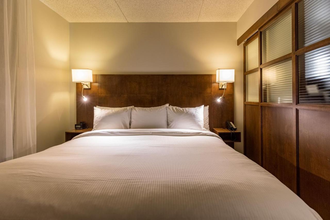 Hotel & Suites Normandin Quebec Zewnętrze zdjęcie