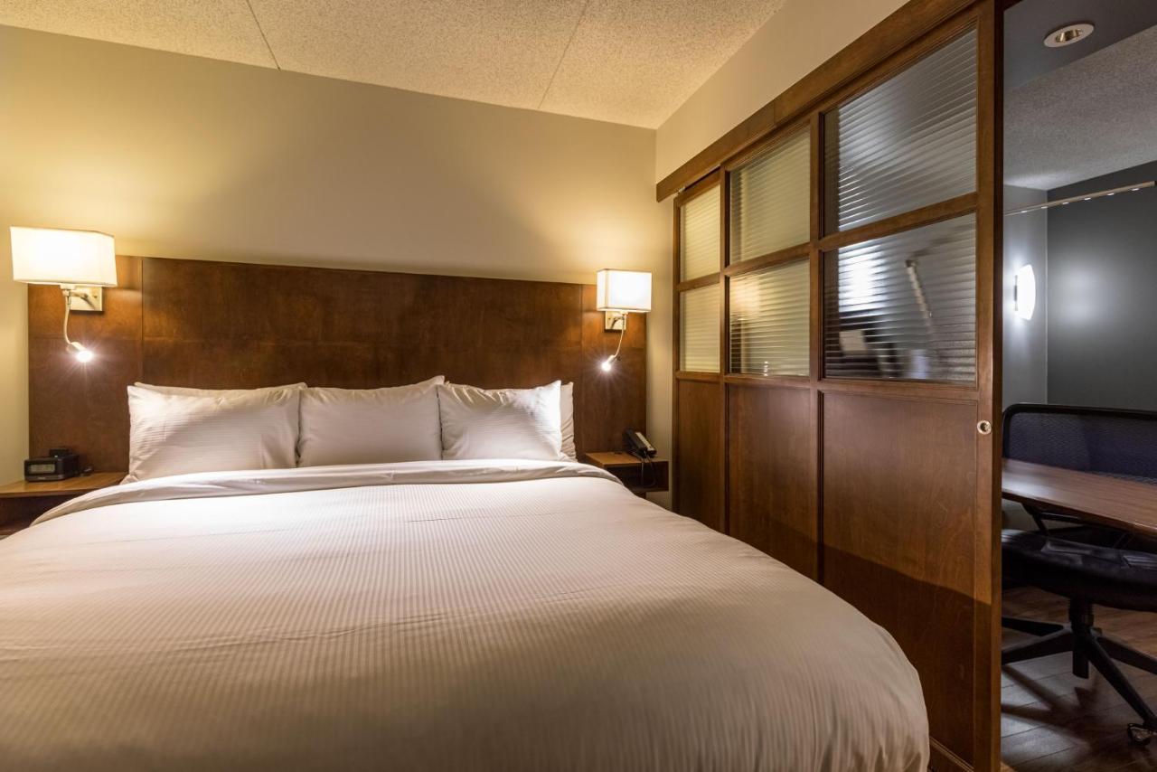 Hotel & Suites Normandin Quebec Zewnętrze zdjęcie