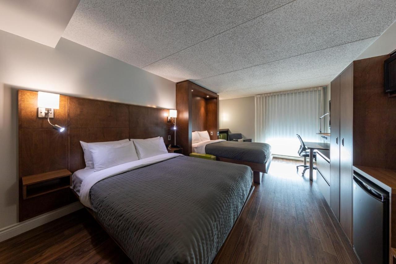 Hotel & Suites Normandin Quebec Zewnętrze zdjęcie