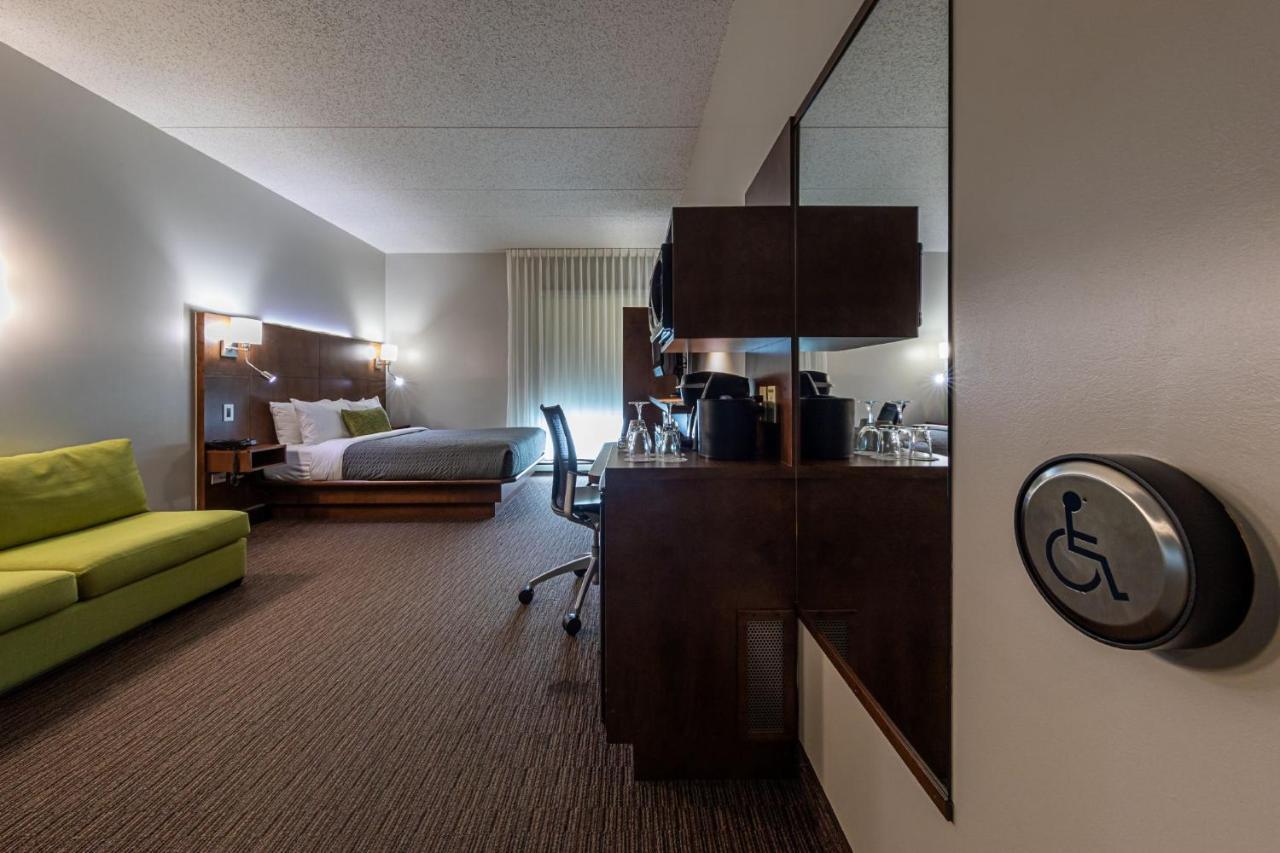 Hotel & Suites Normandin Quebec Zewnętrze zdjęcie