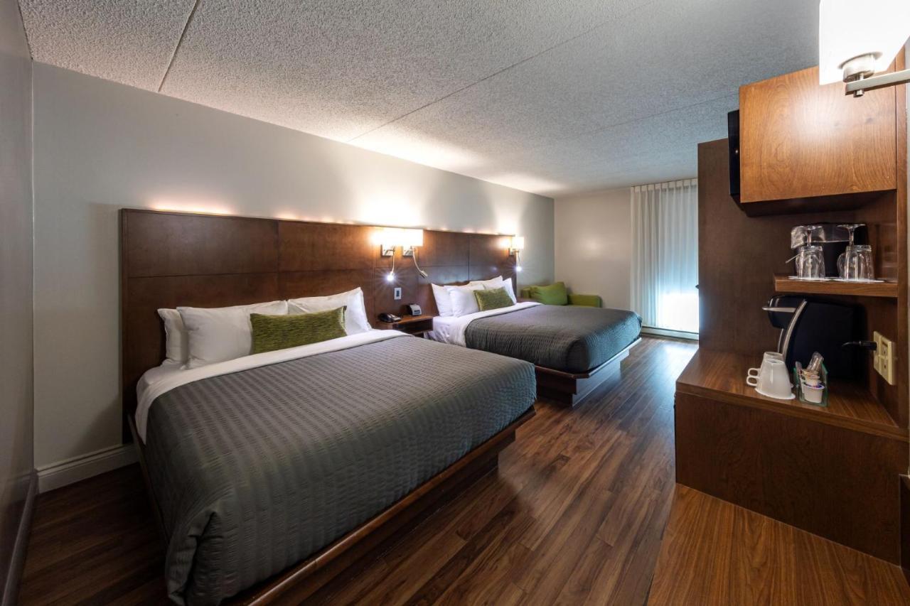 Hotel & Suites Normandin Quebec Zewnętrze zdjęcie