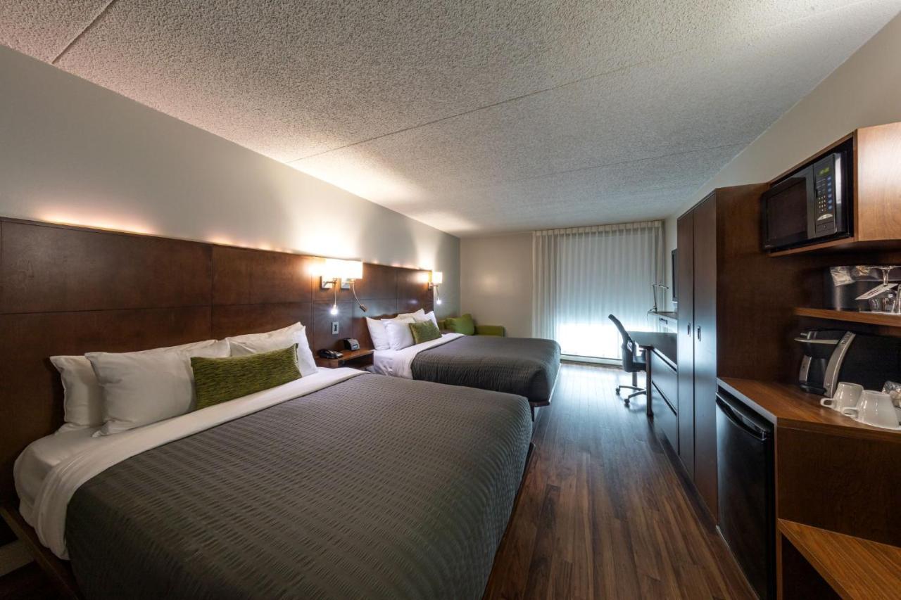 Hotel & Suites Normandin Quebec Zewnętrze zdjęcie