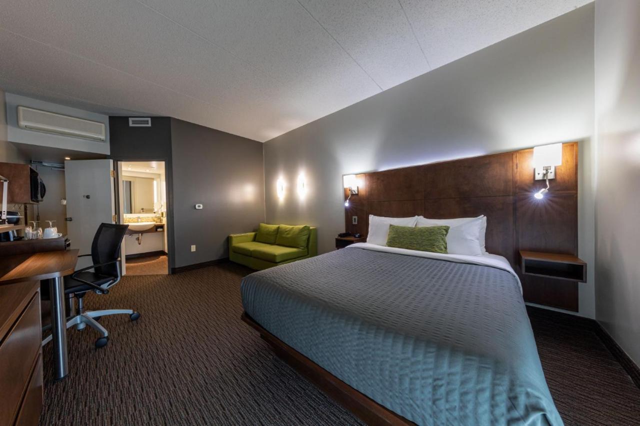 Hotel & Suites Normandin Quebec Zewnętrze zdjęcie