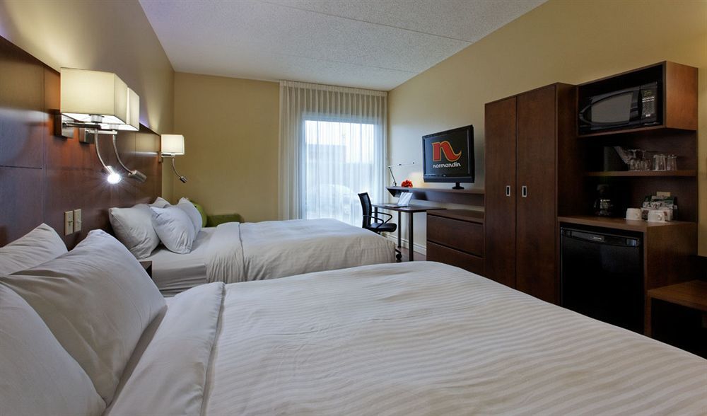 Hotel & Suites Normandin Quebec Zewnętrze zdjęcie
